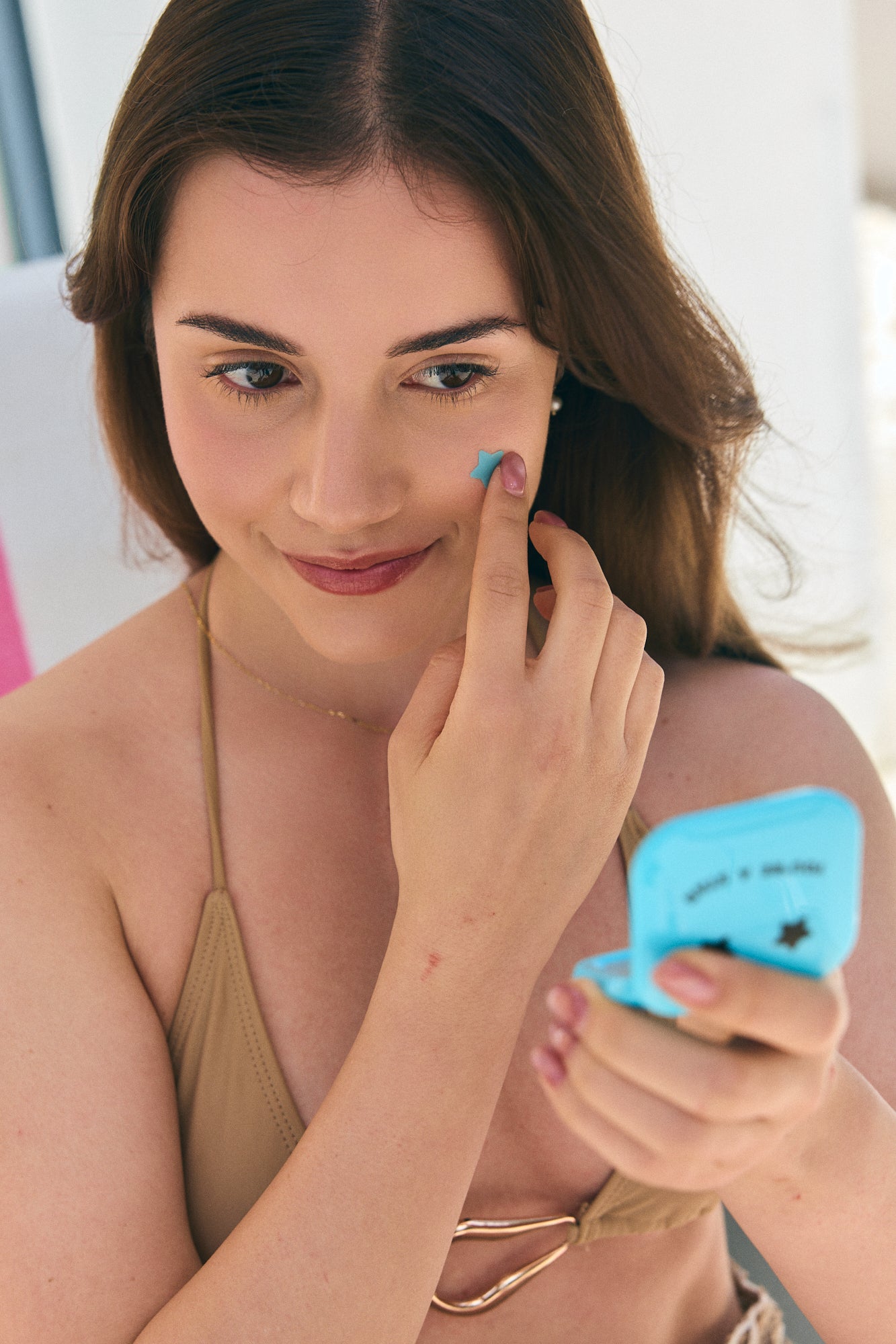 PIMPLE STAR PATCHES & MIRROR CASE Blue Pimple Patches - Anti-Blemish Stars in portable mirror case, 32 patches