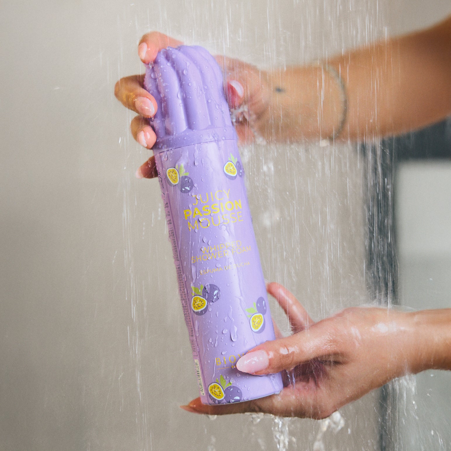 JUICY PASSION MOUSSE Whipped Shower Foam